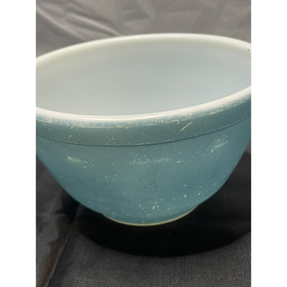 VTG PYREX Blue Mixing Bowl‎ 1945-1949 1.5 Pint No # on Bottom - Picture 5 of 12